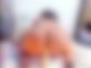 Laura Saenz's Live Sex Cam Show