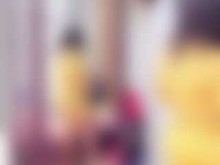 Laura Saenz's Live Sex Cam Show