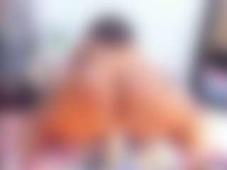 Laura Saenz's Live Sex Cam Show