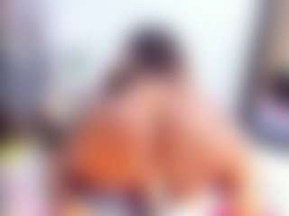 Live cam show with Laura Saenz - Ebony on livesexfox.com | colombia