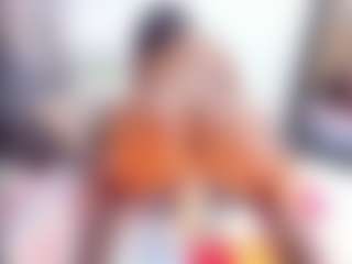 Laura Saenz's Live Sex Cam Show