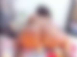 Laura Saenz's Live Sex Cam Show