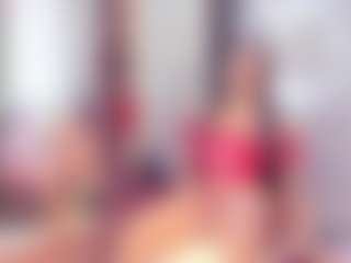 Laura Saenz's Live Sex Cam Show