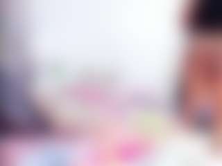 Laura Saenz's Live Sex Cam Show