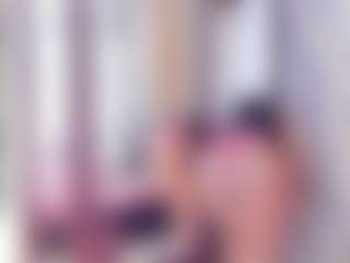 Laura Saenz's Live Sex Cam Show