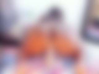 Live cam show with Laura Saenz - Ebony on TeamSkeetLive | colombia