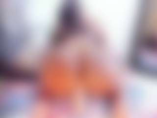 Laura Saenz's Live Sex Cam Show