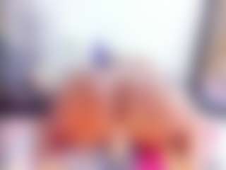 Live cam show with Laura Saenz - Hairy Pussy on x69.live
