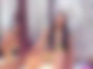Live cam show with Laura Saenz - Shaved on Livezox