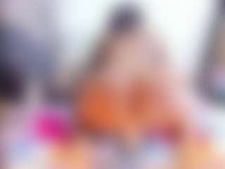 Live cam show with Laura Saenz - Strip Ebony on googirlz | colombia
