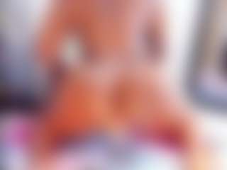 Laura Saenz's Live Sex Cam Show