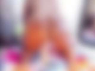 Laura Saenz's Live Sex Cam Show