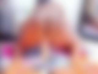 Laura Saenz's Live Sex Cam Show