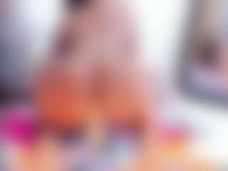 Laura Saenz's Live Sex Cam Show