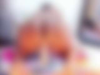 Laura Saenz's Live Sex Cam Show
