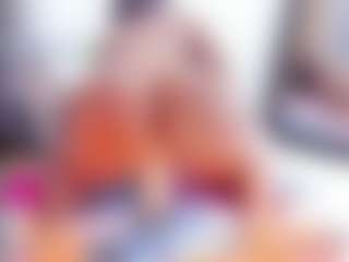 Laura Saenz's Live Sex Cam Show