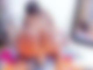 Laura Saenz's Live Sex Cam Show