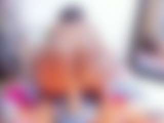 Laura Saenz's Live Sex Cam Show