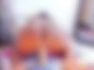 Laura Saenz's Live Sex Cam Show