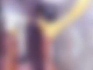 Live cam show with Laura Saenz - Ass Bouncing on Camsoda
