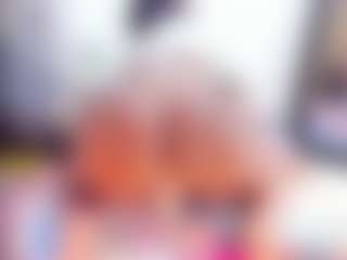Laura Saenz's Live Sex Cam Show