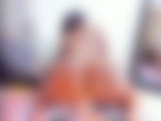Laura Saenz's Live Sex Cam Show