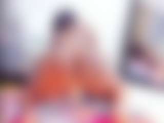 Laura Saenz's Live Sex Cam Show