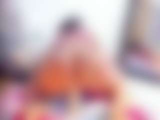 Laura Saenz's Live Sex Cam Show