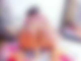 Laura Saenz's Live Sex Cam Show
