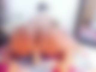 Live cam show with Laura Saenz - Hairy Pussy on liverealitysex.com
