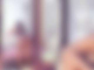 Laura Saenz's Live Sex Cam Show