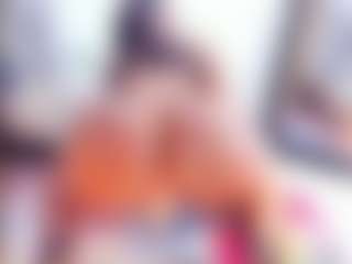 Laura Saenz's Live Sex Cam Show