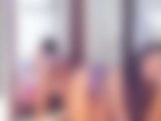 Laura Saenz's Live Sex Cam Show