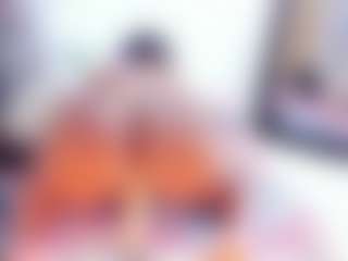 Laura Saenz's Live Sex Cam Show