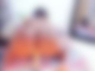 Laura Saenz's Live Sex Cam Show