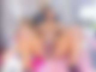 Laura Saenz's Live Sex Cam Show