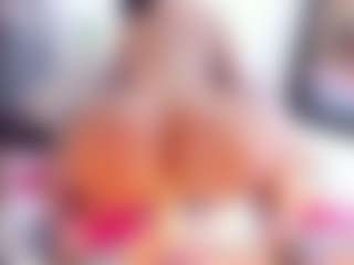Laura Saenz's Live Sex Cam Show