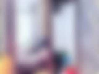 Laura Saenz's Live Sex Cam Show