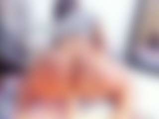 Laura Saenz's Live Sex Cam Show