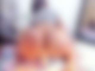 Laura Saenz's Live Sex Cam Show