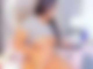 Laura Saenz's Live Sex Cam Show