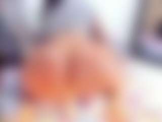 Laura Saenz's Live Sex Cam Show