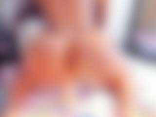 Laura Saenz's Live Sex Cam Show