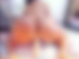 Laura Saenz's Live Sex Cam Show