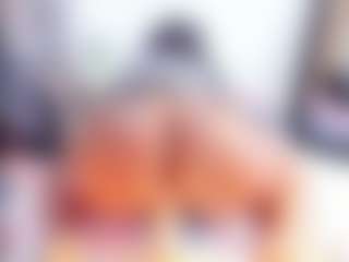 Laura Saenz's Live Sex Cam Show
