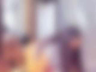 Laura Saenz's Live Sex Cam Show