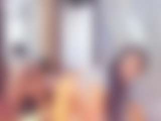 Laura Saenz's Live Sex Cam Show