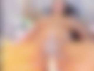 Laura Saenz's Live Sex Cam Show