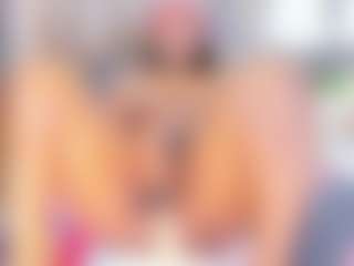 Laura Saenz's Live Sex Cam Show