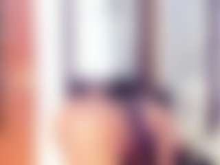 Laura Saenz's Live Sex Cam Show